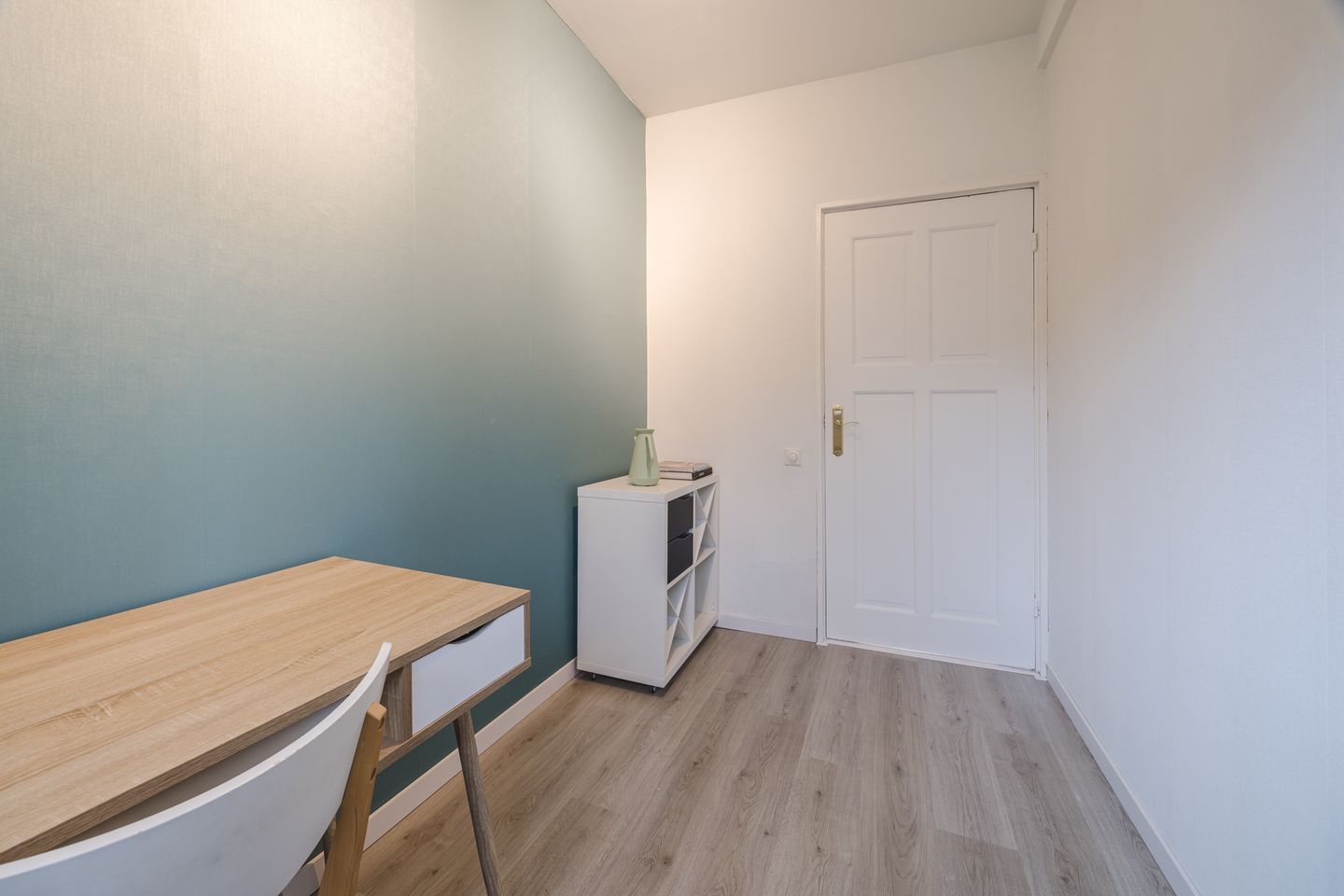 Photo 29 of Borneostraat 7