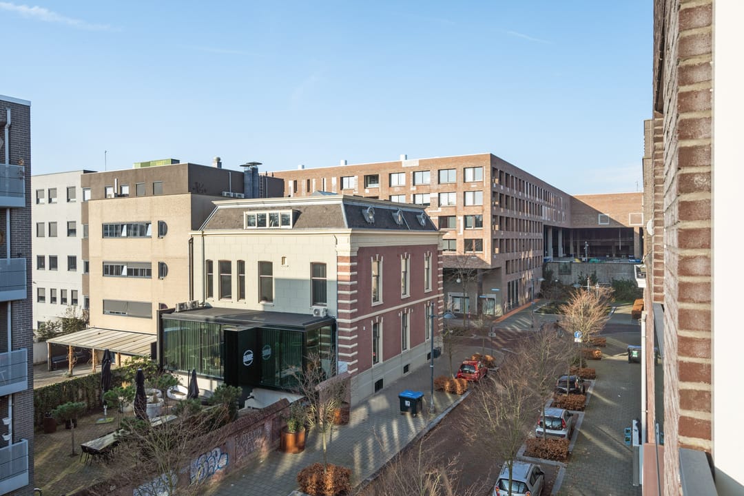 Foto 23 van Meerten Verhoffstraat 10-D21