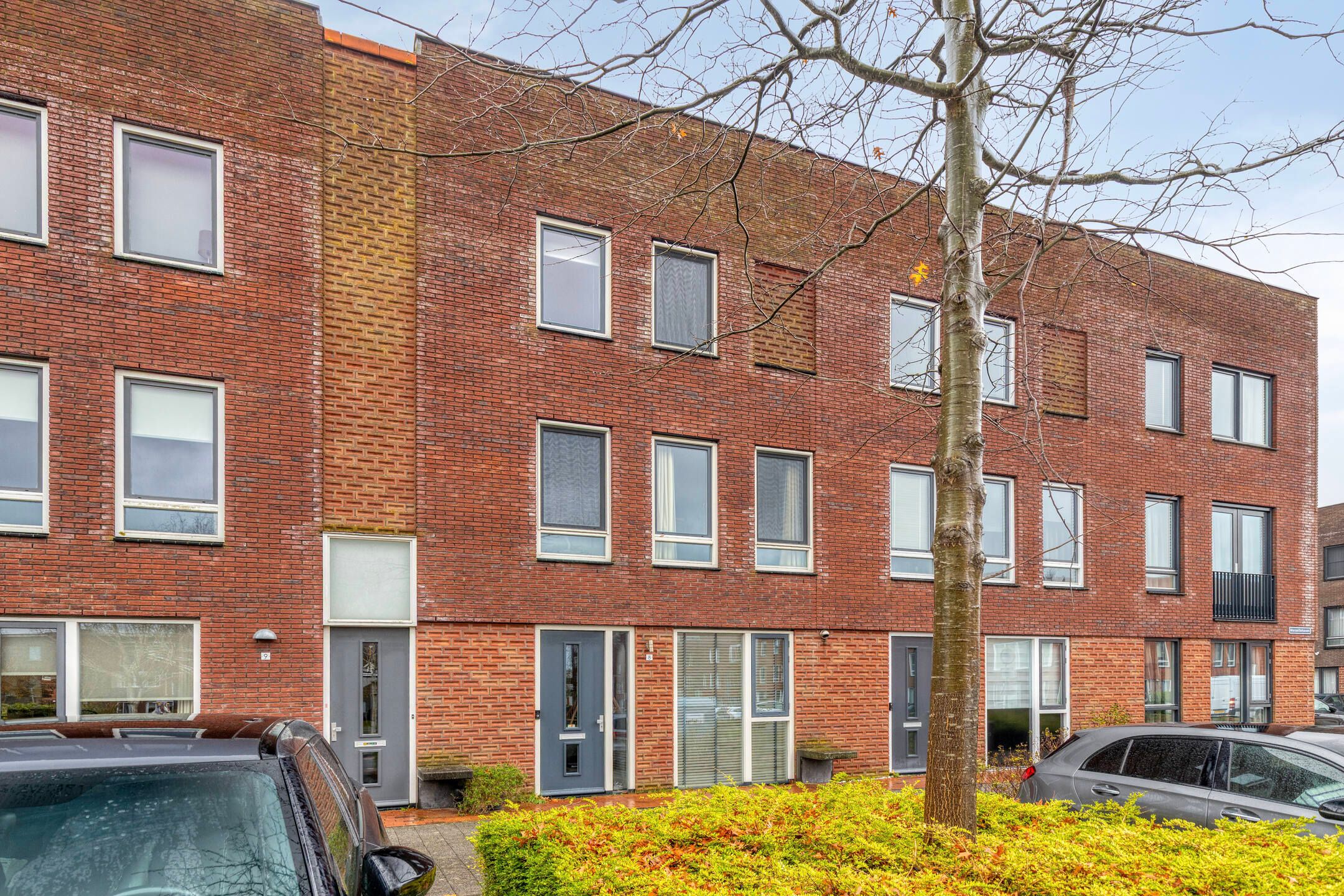 Foto 30 van Marseillehaven 8