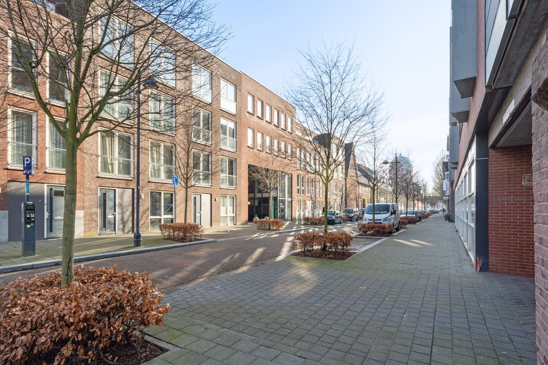 Foto 32 van Meerten Verhoffstraat 10-D21