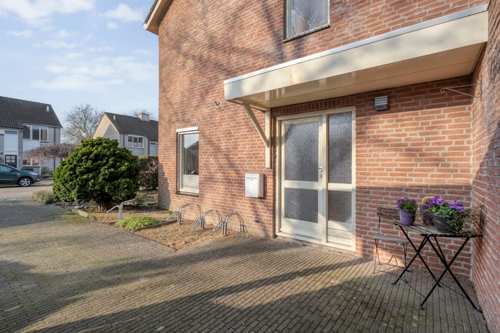 Photo 11 of Reiger 90