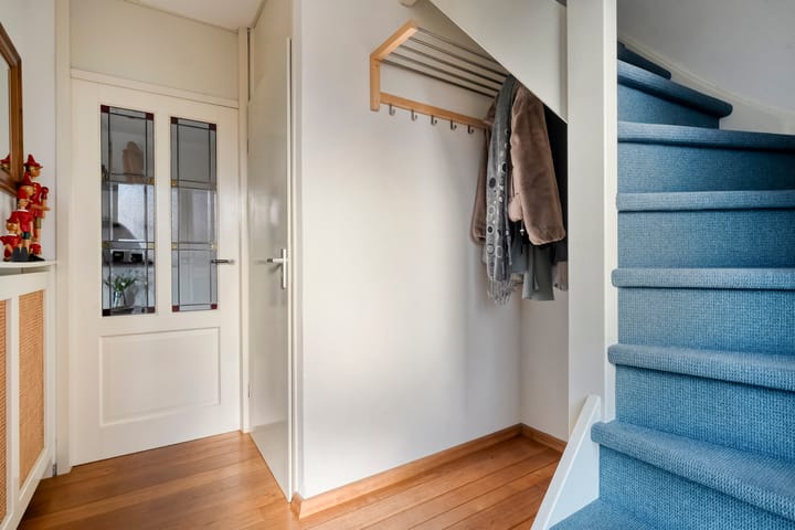 Photo 13 of Reiger 90