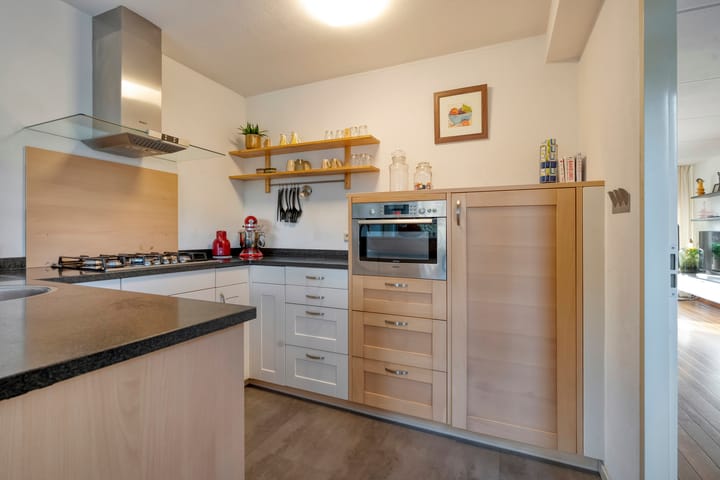 Photo 24 of Reiger 90