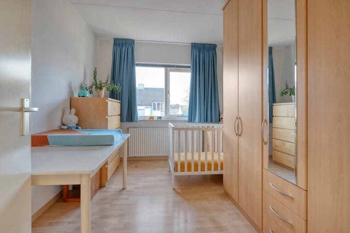 Photo 33 of Reiger 90