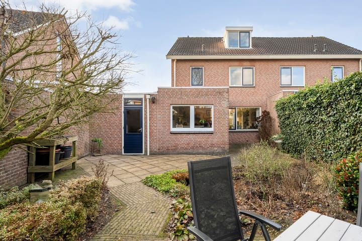 Photo 47 of Reiger 90