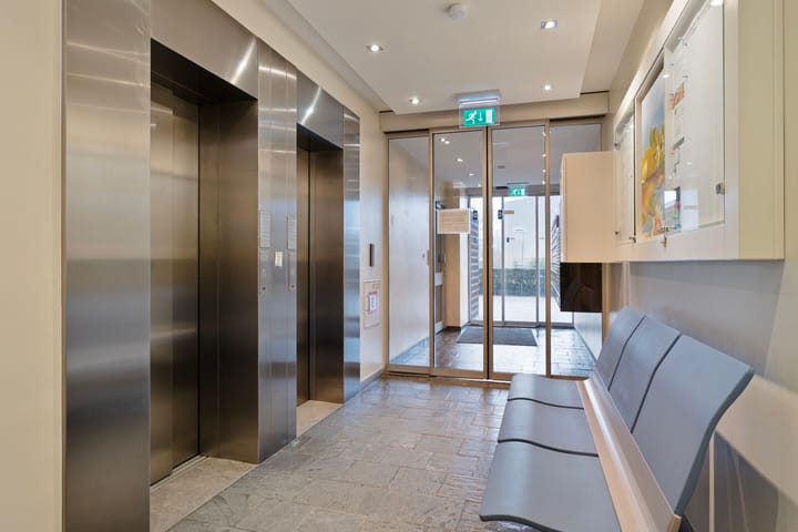 Photo 5 of Nobelstraat 46