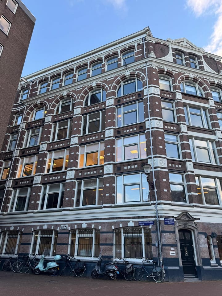 Nieuwezijds Voorburgwal 21