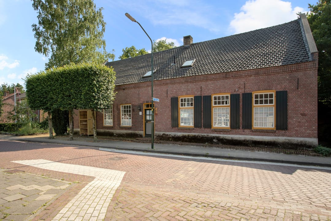 Photo 1 of Lindenstraat 14