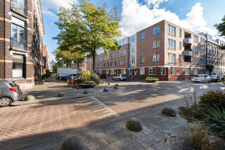 Foto 43 van IJsclubstraat 36-B