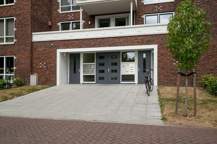 Photo 3 of Sterrenberglaan 41