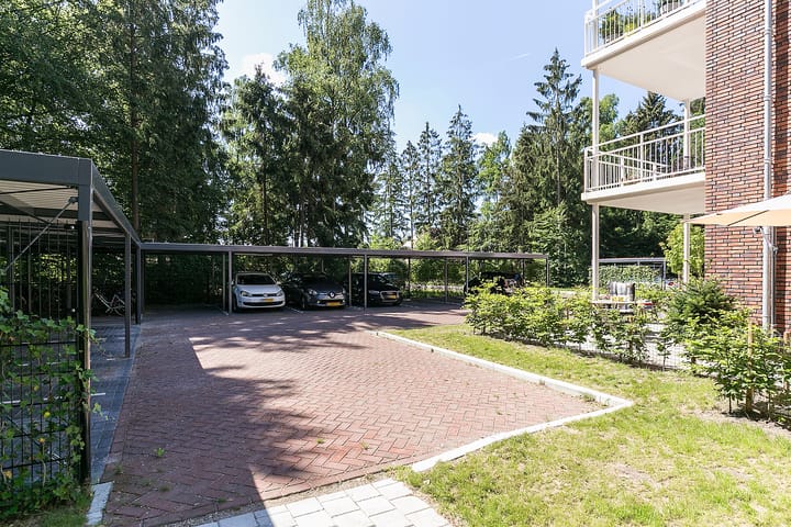 Photo 4 of Sterrenberglaan 41