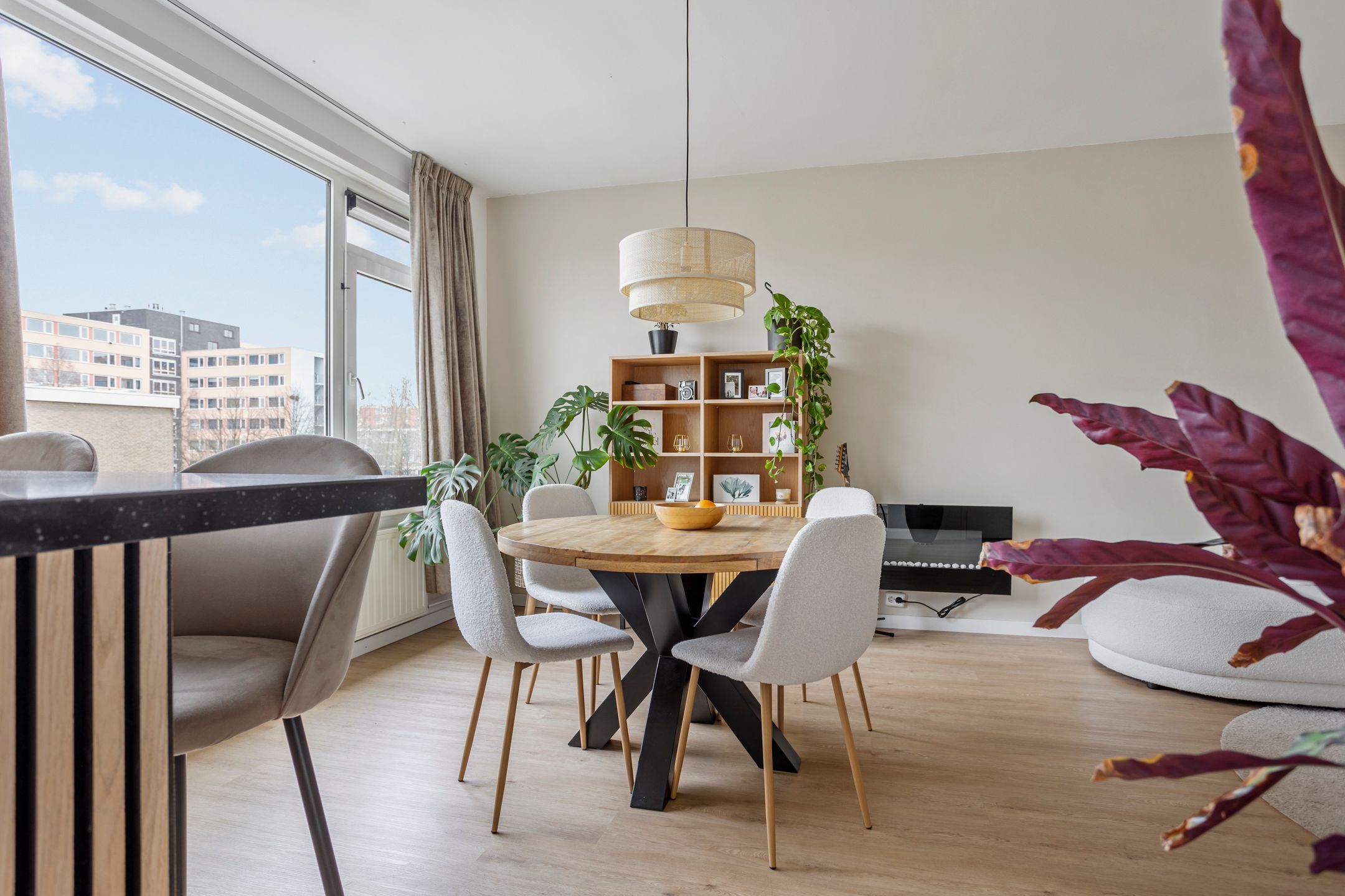 Foto 15 van Van Opbergenstraat 20