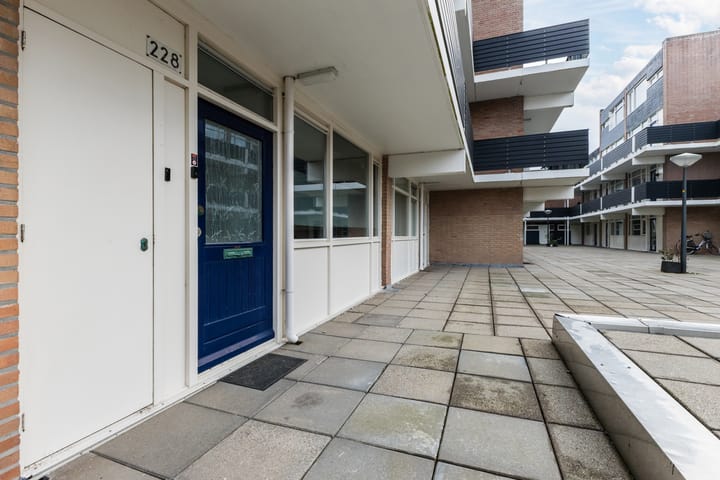 Photo 5 of Winkelwaard 228