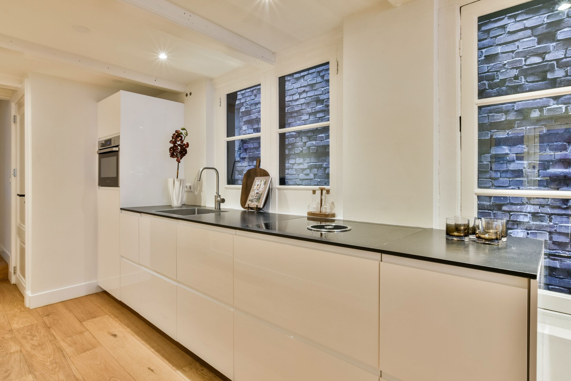 Photo 6 of Oudezijds Achterburgwal 14-B