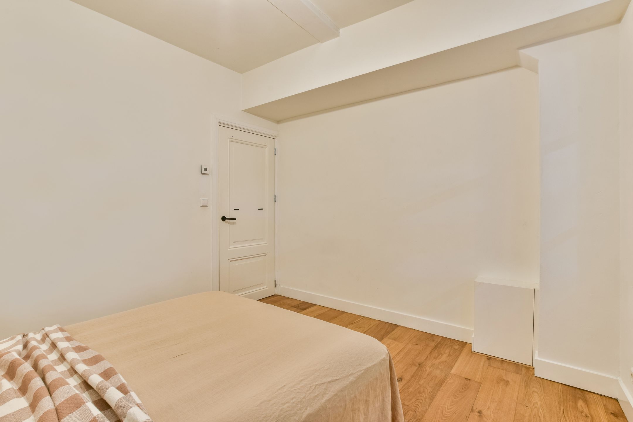 Photo 12 of Oudezijds Achterburgwal 14-B