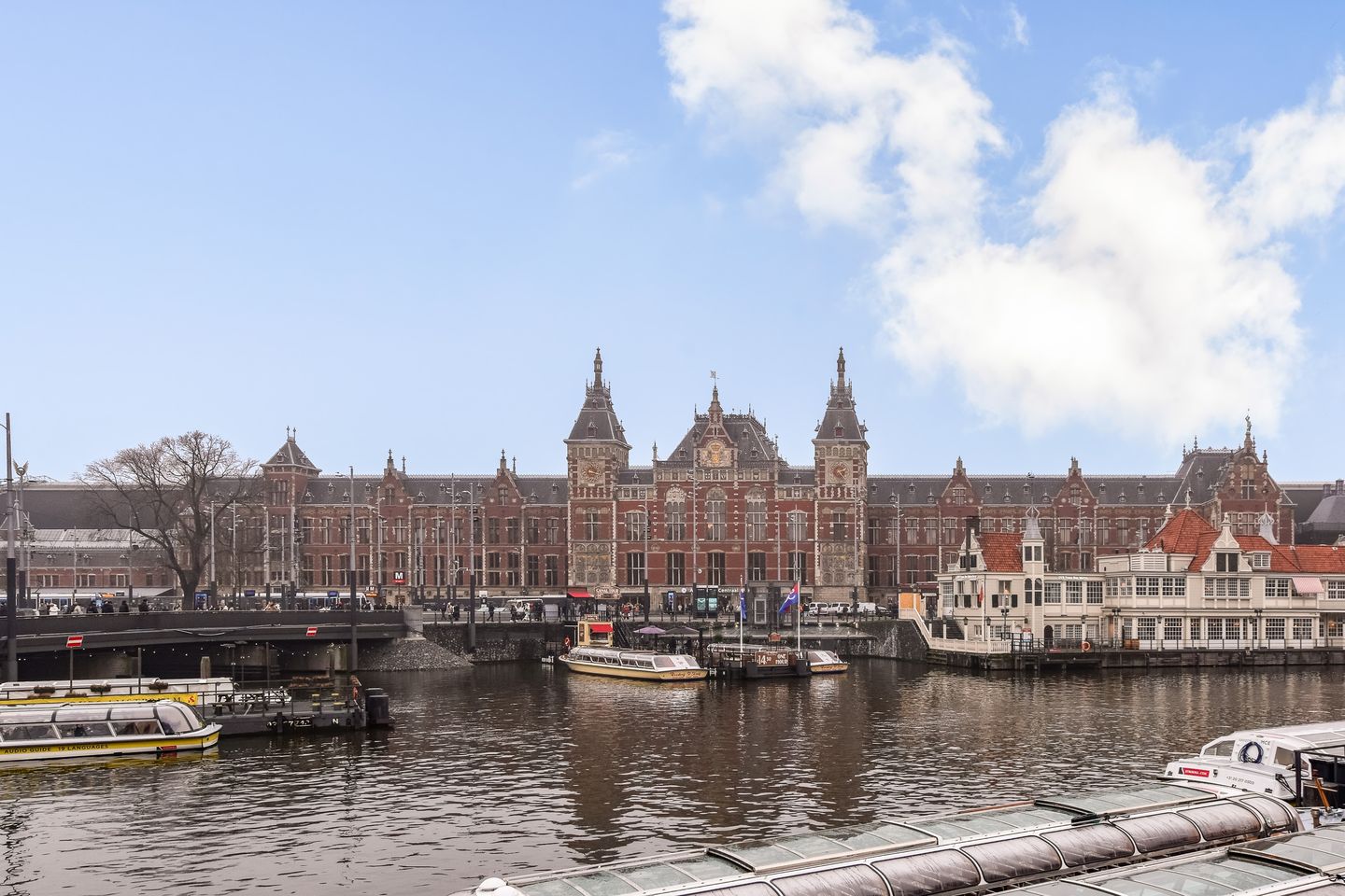 Photo 20 of Oudezijds Achterburgwal 14-B