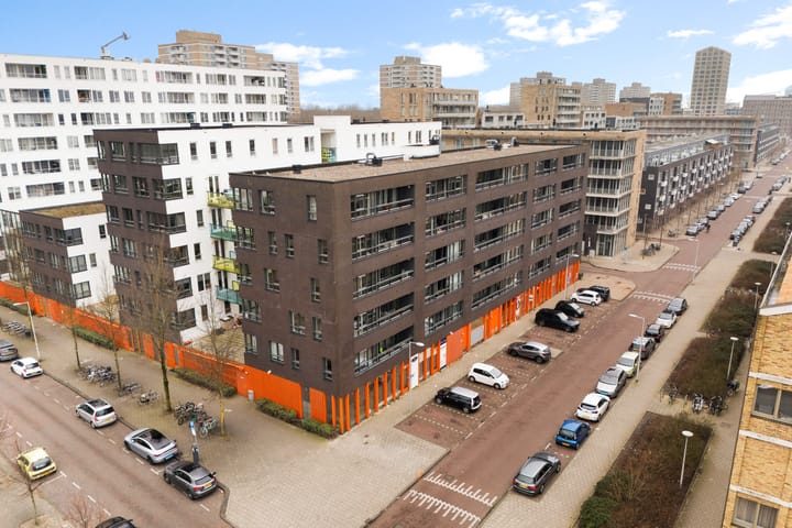 Photo 5 of Derkinderenstraat 176