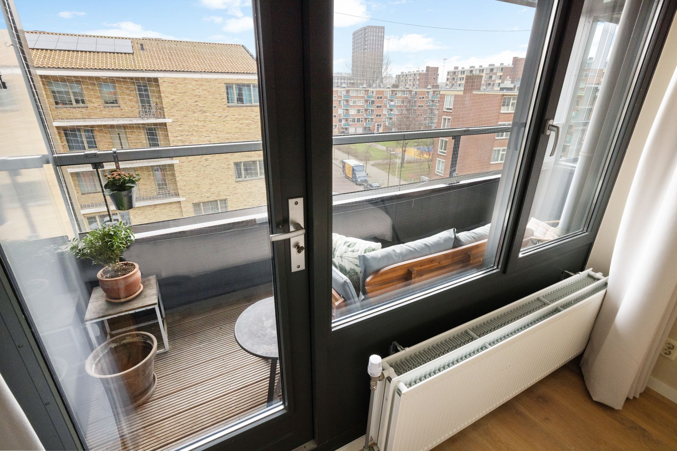 Foto 21 van Derkinderenstraat 176