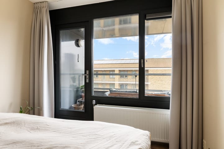 Photo 20 of Derkinderenstraat 176