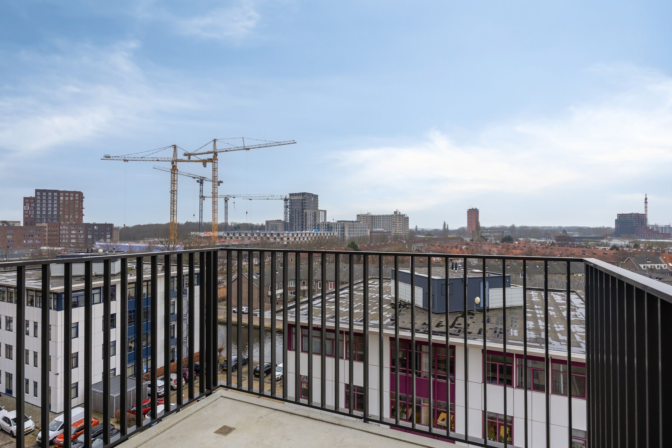 Photo 21 of Perzikweg 84