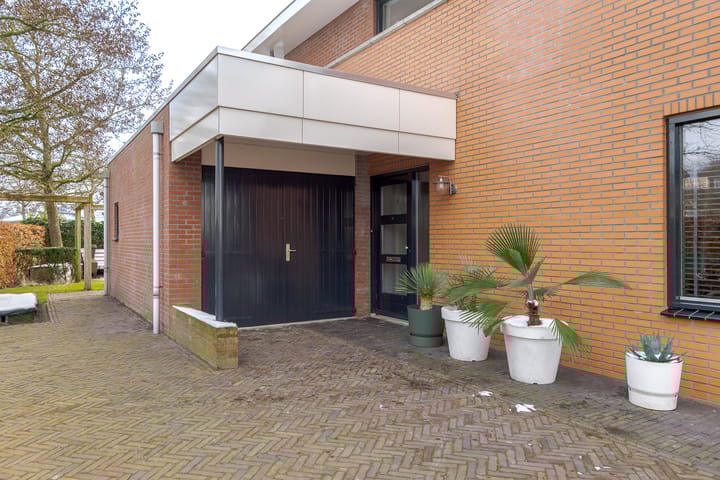 Photo 9 of van Lingenshoeve 12