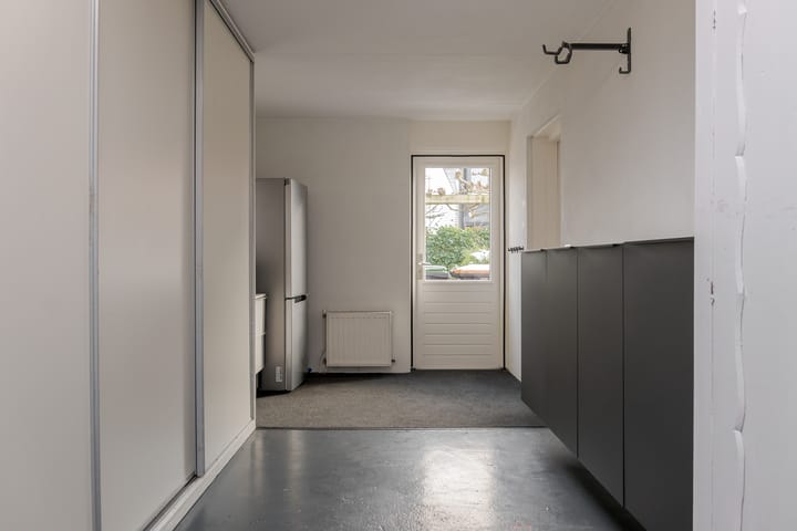 Photo 42 of van Lingenshoeve 12