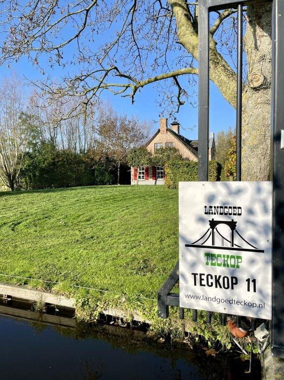 Foto 2 van Teckop 11