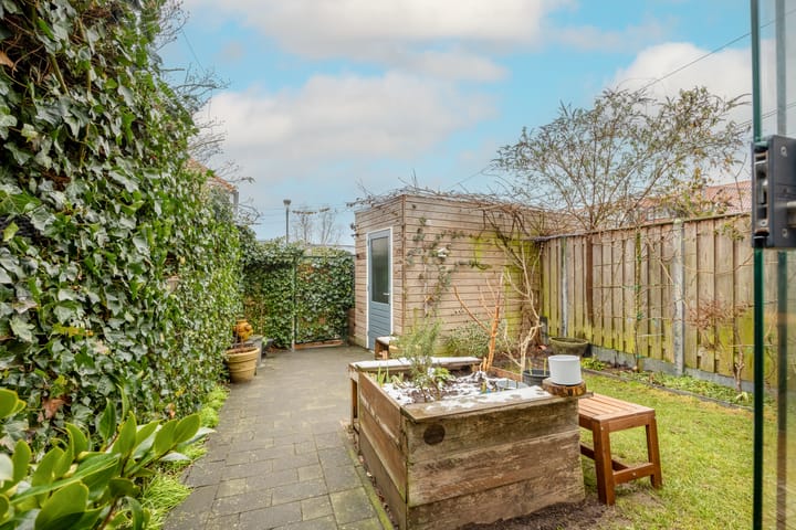 Foto 32 van Max Velthuijshof 1