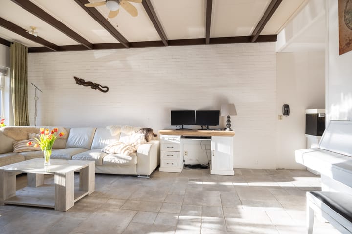 Photo 16 of Buorren 62