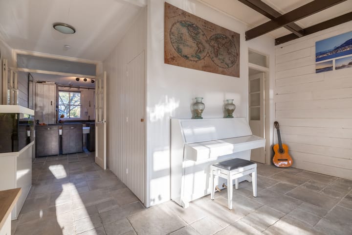 Photo 19 of Buorren 62