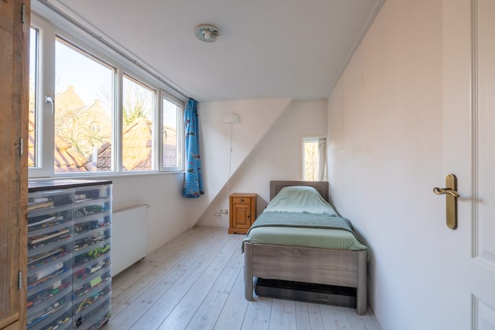 Photo 35 of Buorren 62