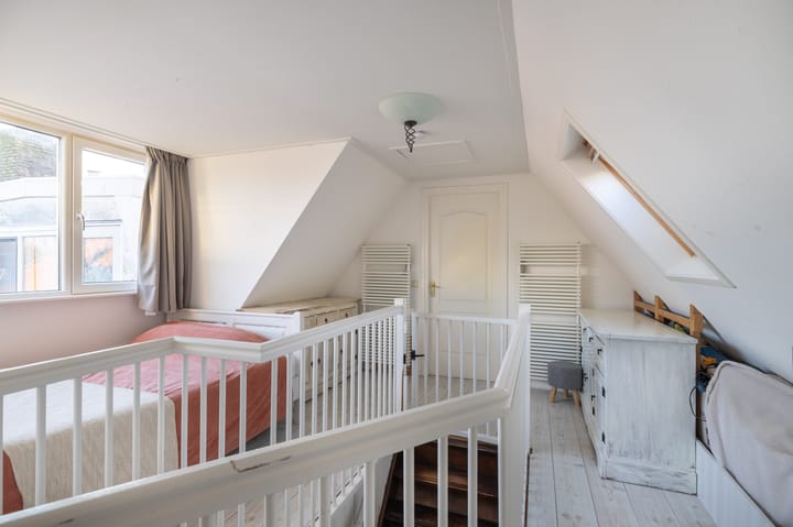 Photo 37 of Buorren 62