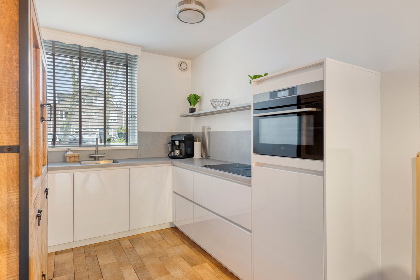 Foto 4 van Volkerak 6