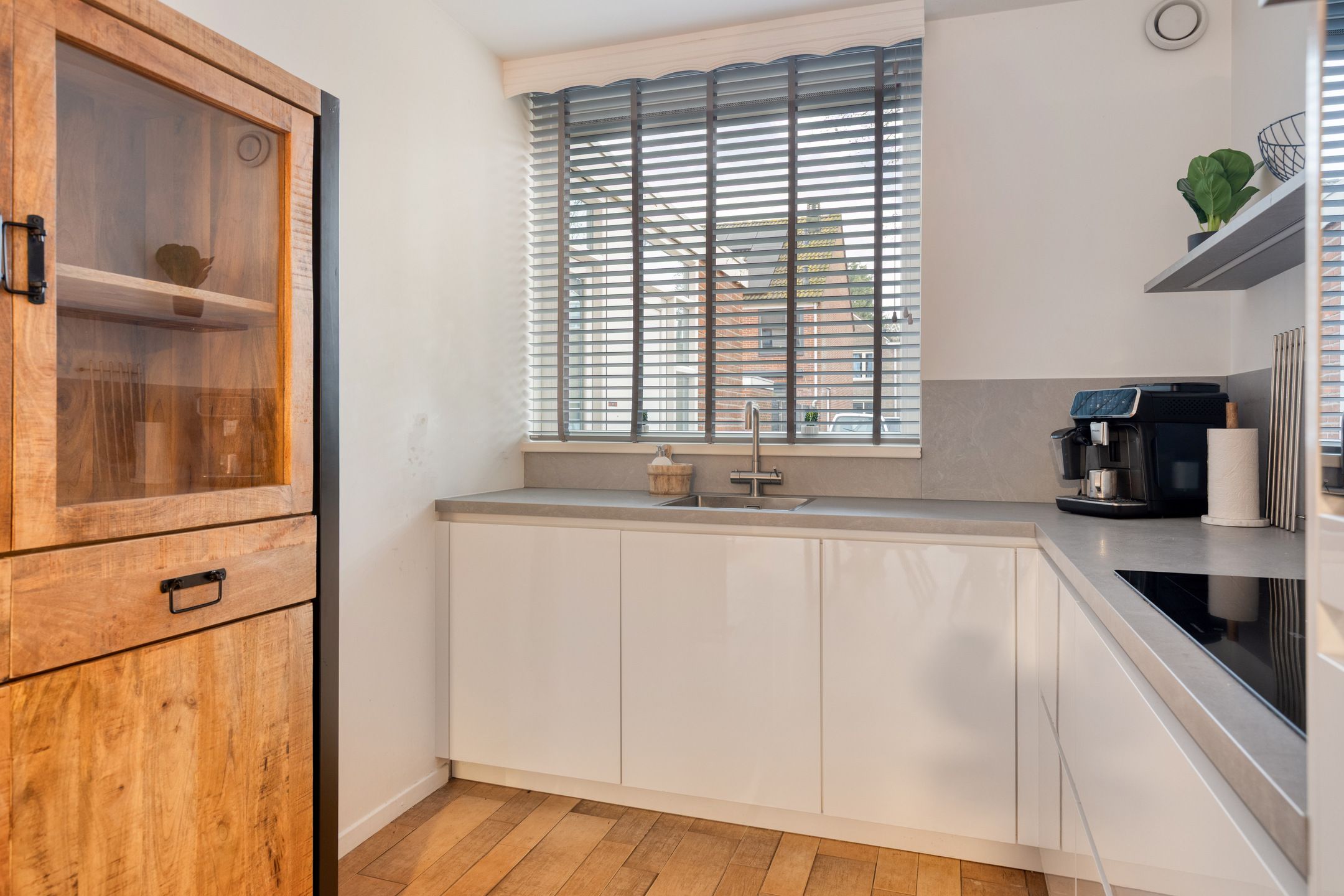 Foto 15 van Volkerak 6