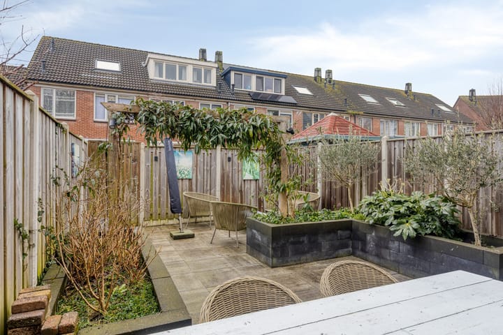 Foto 2 van Volkerak 6