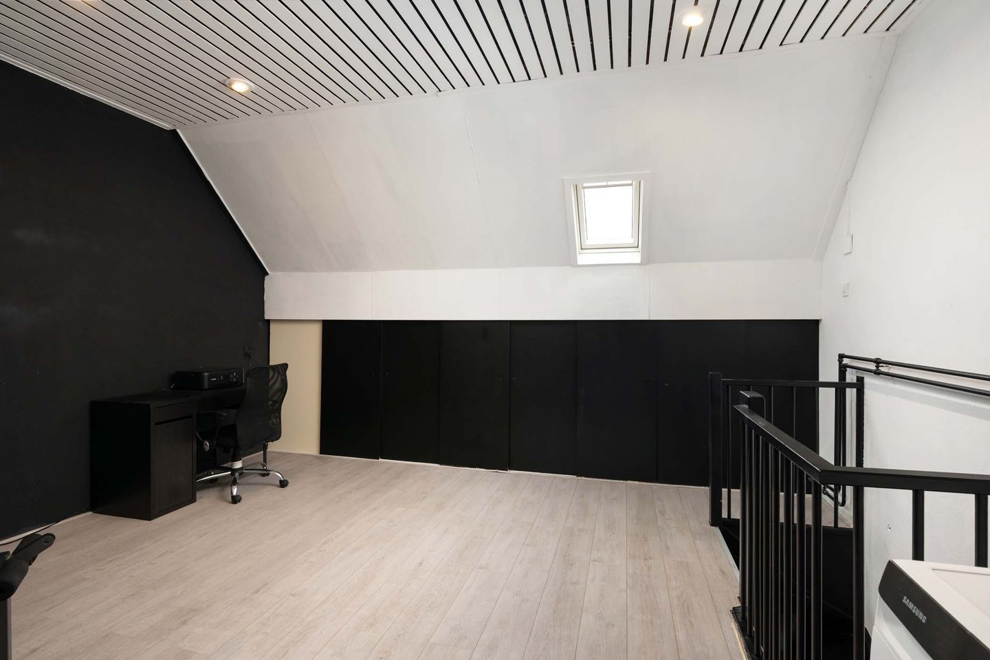 Photo 29 of Borstelgras 6