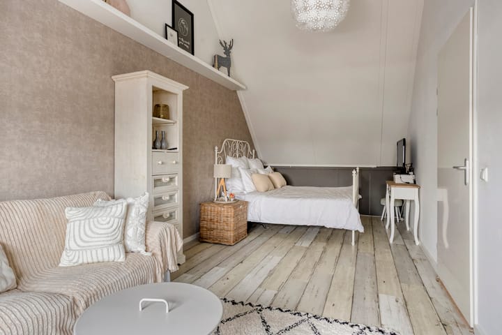 Photo 23 of Almystraat 78