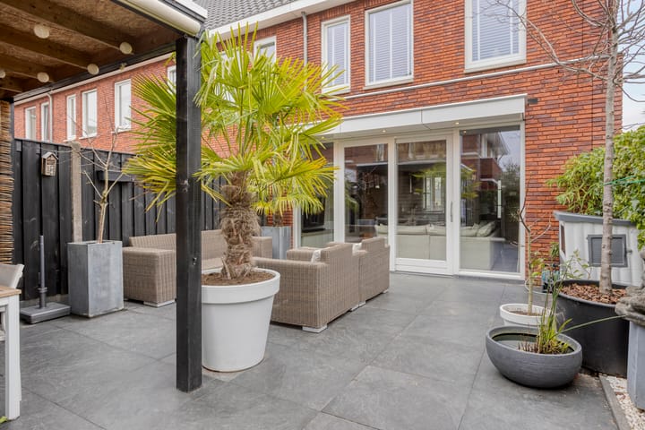 Photo 26 of Almystraat 78