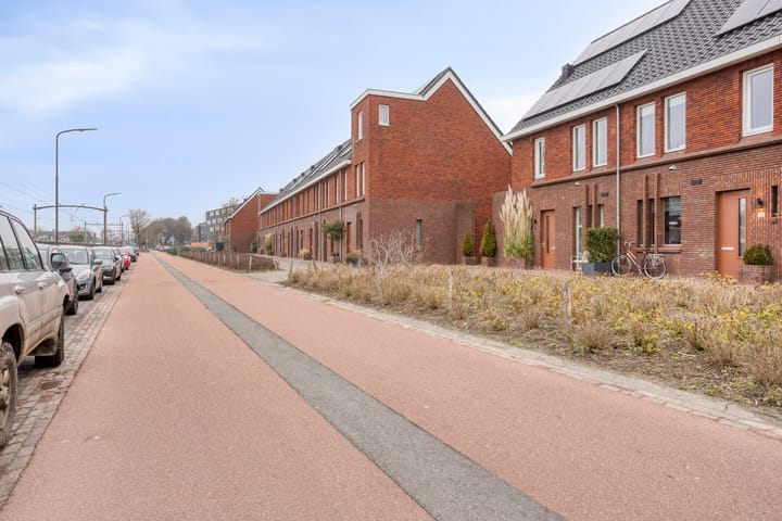 Photo 28 of Almystraat 78