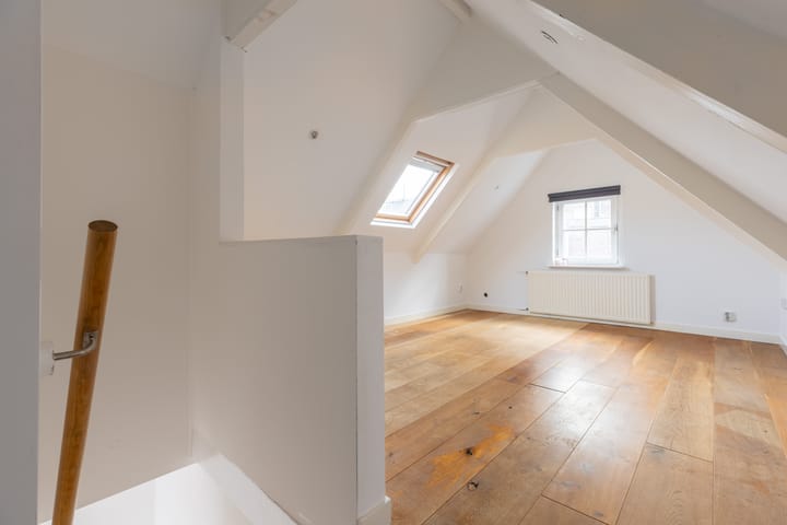 Photo 12 of Achterherengracht 1