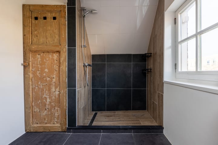 Photo 18 of Achterherengracht 1