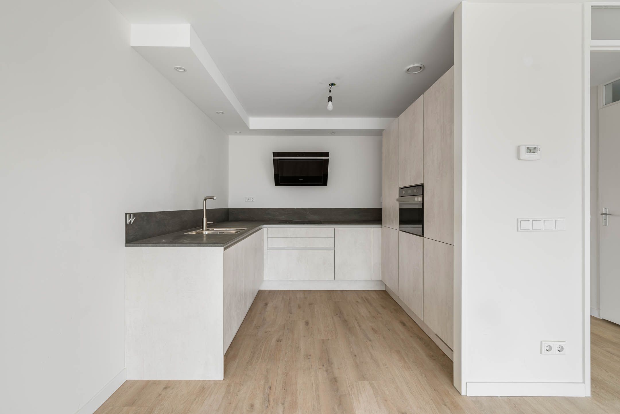 Foto 3 van Dokter De Liefdestraat 85