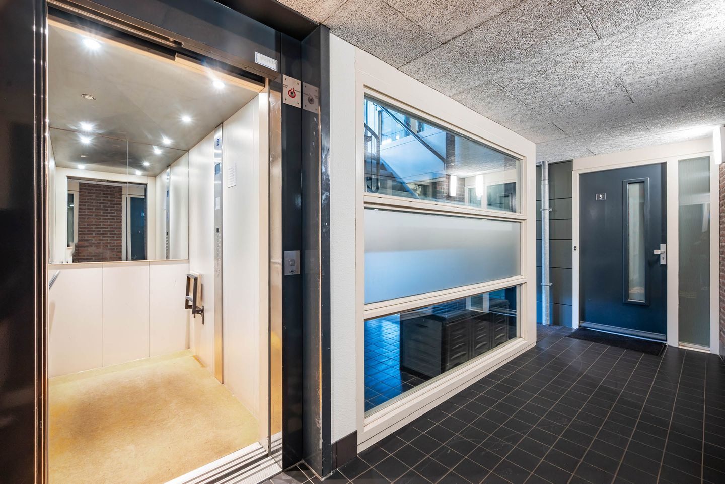 Foto 40 van Dokter De Liefdestraat 85