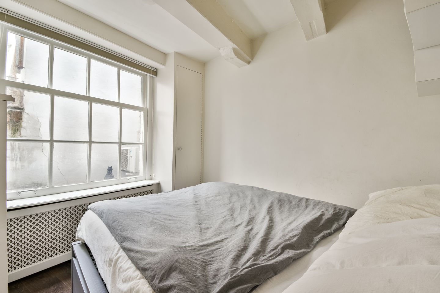 Photo 10 of Korte Korsjespoortsteeg 3-B