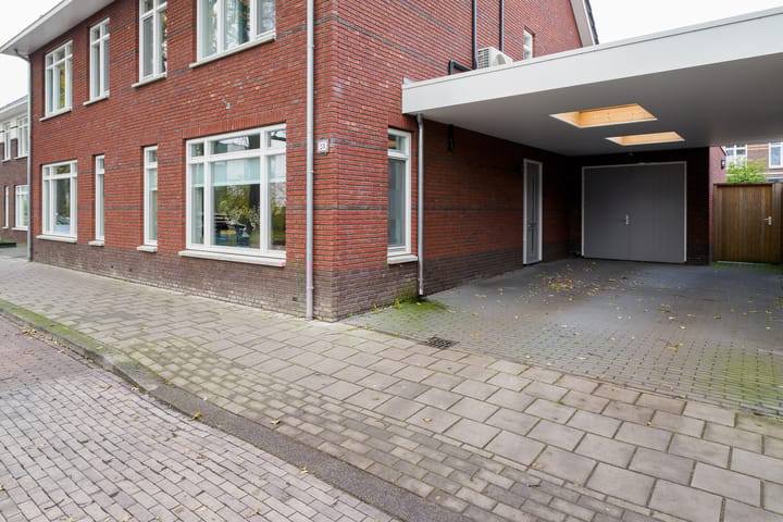 Foto 48 van Oosterstraat 9-A