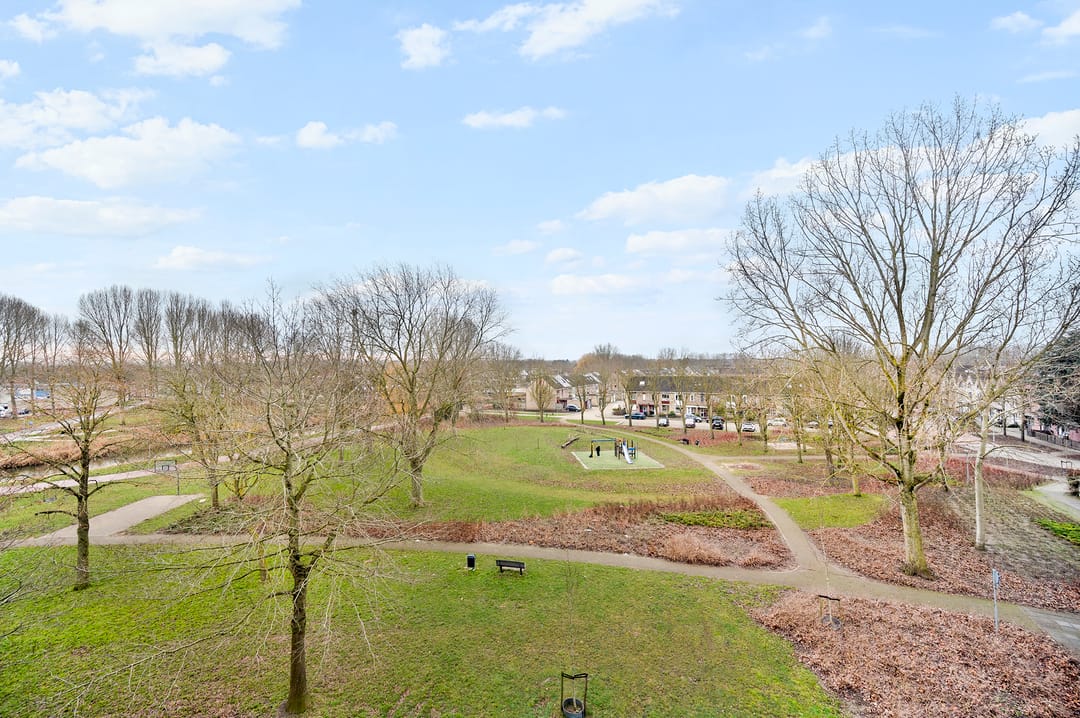 Photo 22 of Messiaenplantsoen 81