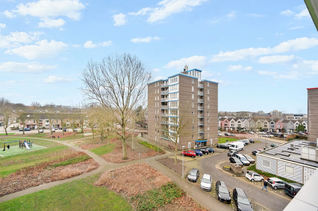 Photo 23 of Messiaenplantsoen 81