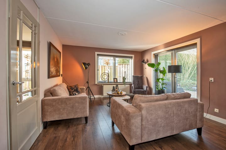 Photo 13 of Kalanderstraat 23