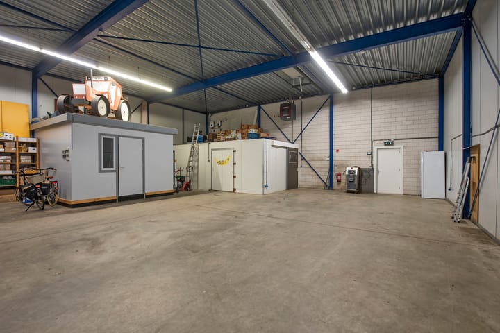 Photo 35 of Kalanderstraat 23