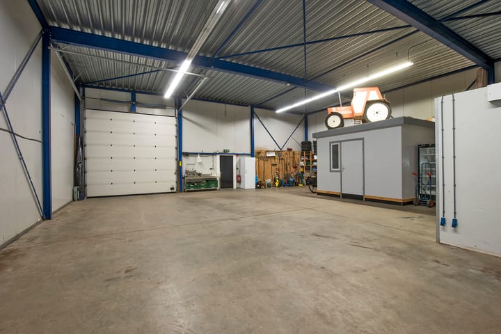 Photo 36 of Kalanderstraat 23